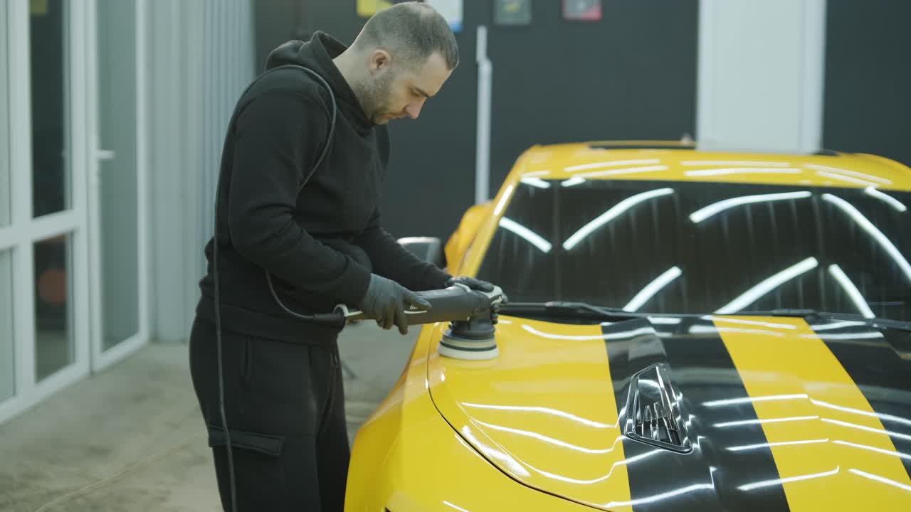 Professional Car Detailing – Washing, Ceramic Coating, and Interior Cleaning