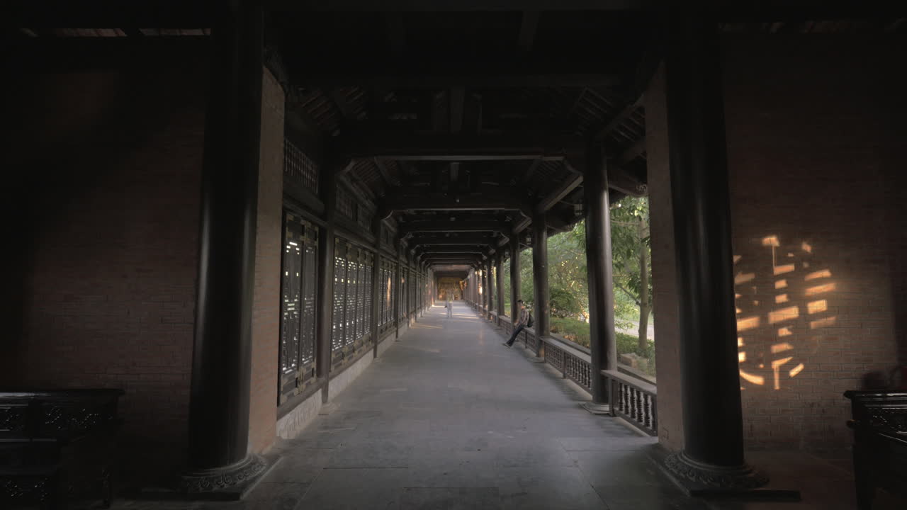 바이 딘 템플 (bai dinh temple) 의 테라스