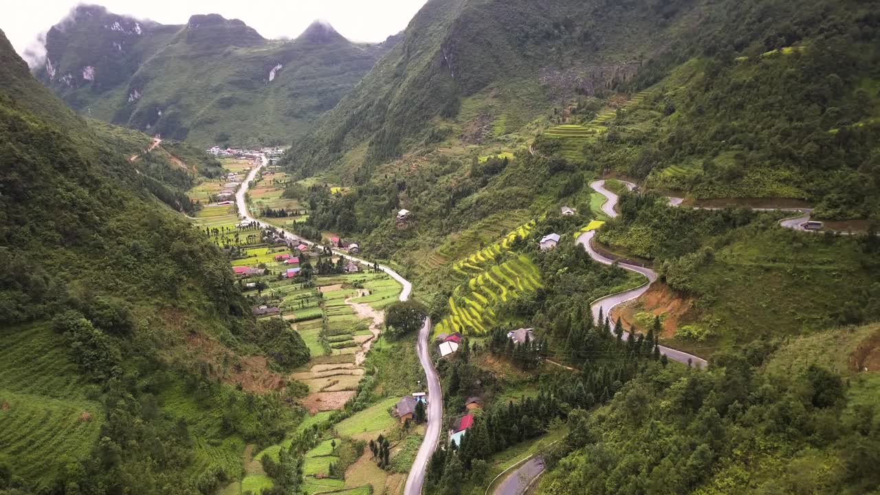 베트남 북부 산맥의 항공 영상