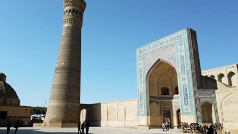 pan up of the minaret at the po-i-kalyan complex