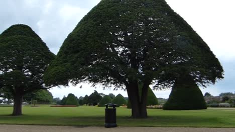 El-Parque-Real-Del-Palacio-De-Hampton-Court