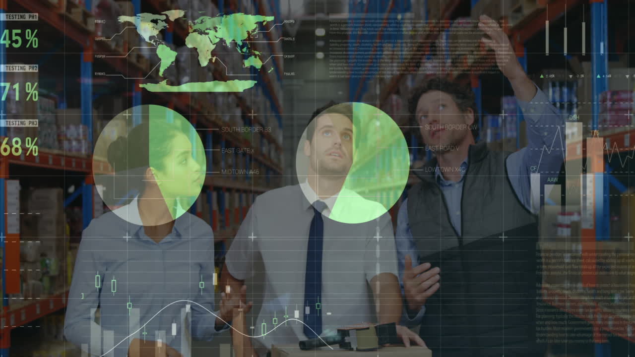 анимация обработки финансовых данных над людьми, работающими на складе