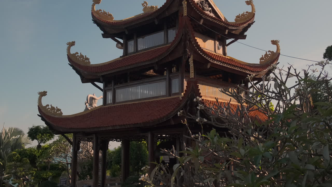 la hermosa pagoda vietnamita