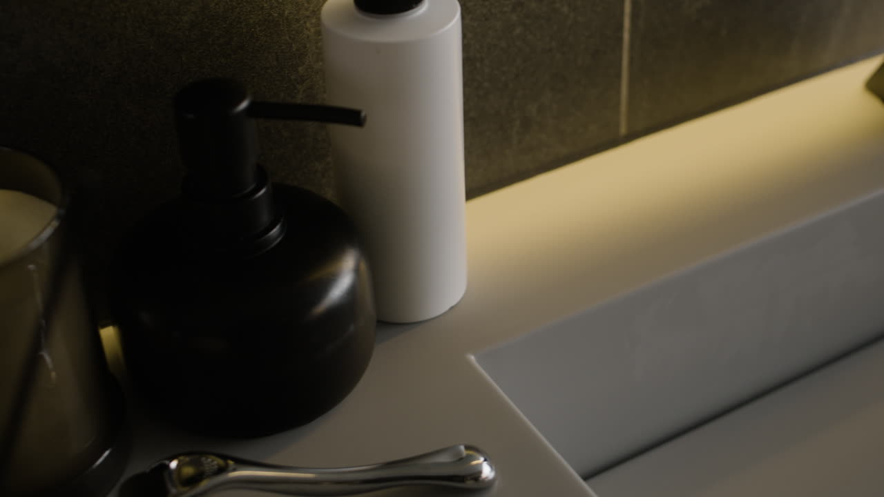 Modern Bathroom Sink with Minimalist Accessories