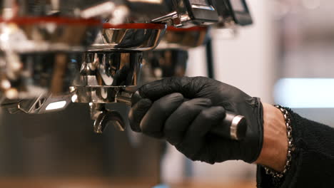 from beans to brew: grinding coffee for fresh flavor