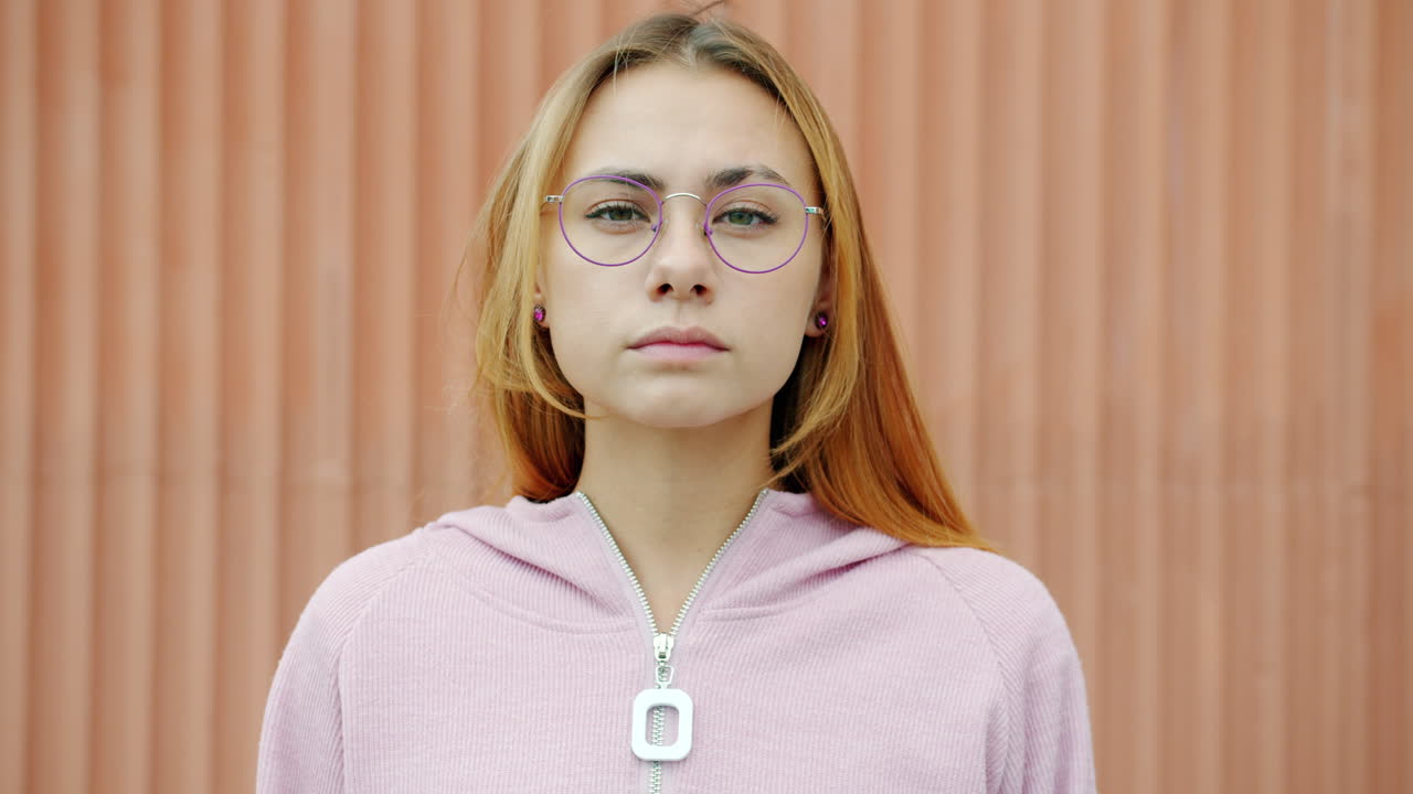 retrato de una mujer joven