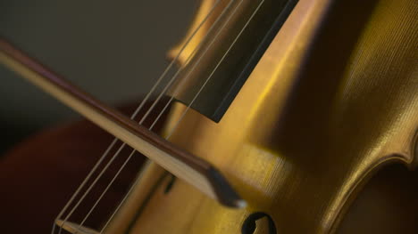 violonchelo en orquesta músico tocando violonchelo 3