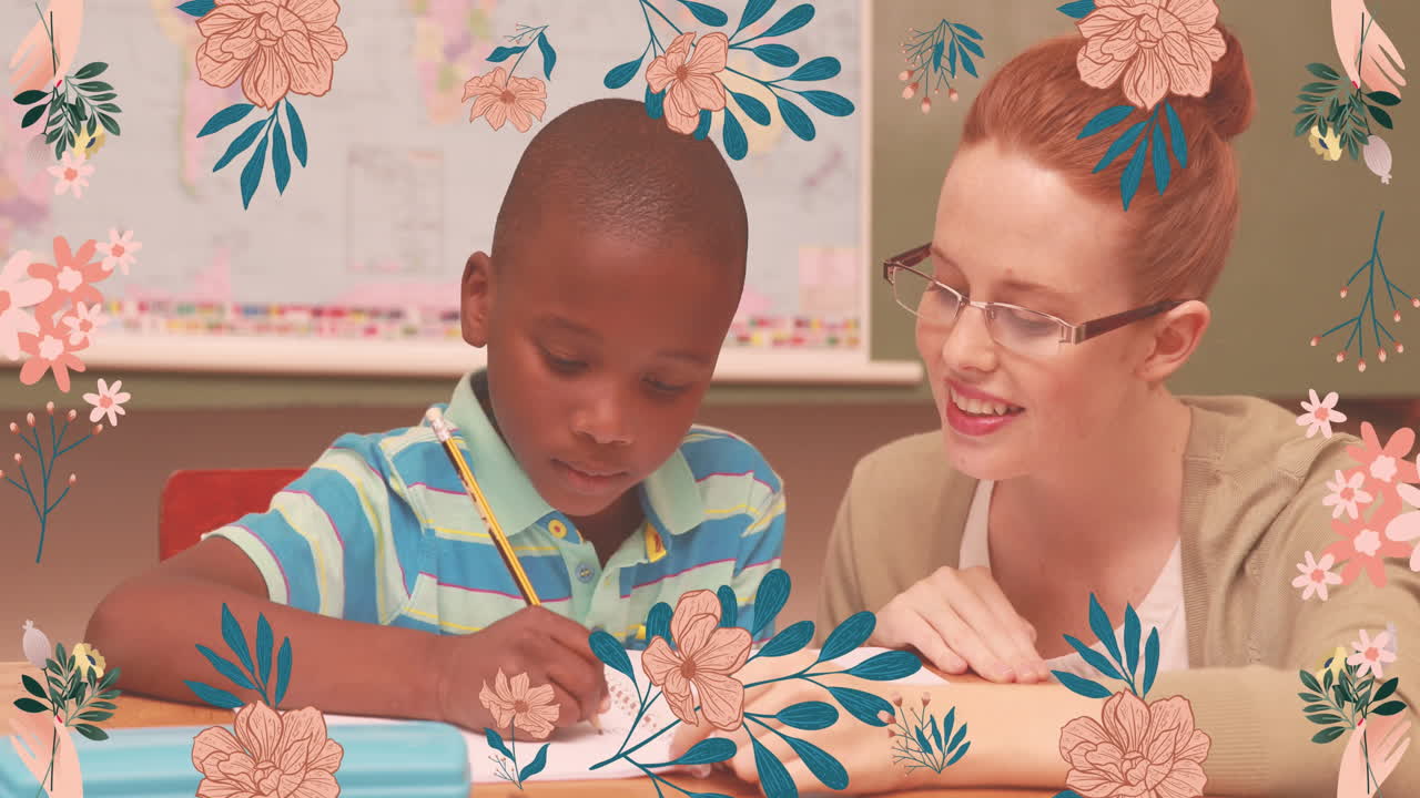 animación de iconos de flores sobre una maestra caucásica sonriente que enseña a un escolar afroamericano