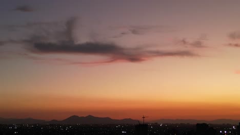 puesta de sol de otoño, país de chile