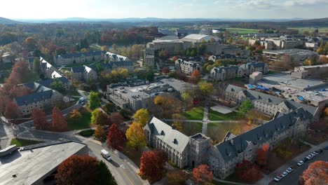 High-aerial-shot-of-Virginia-Tech-campus-in-Blacksburg,-Virginia