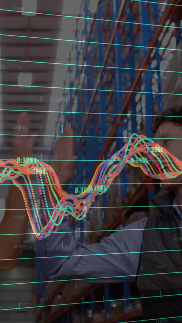 animación del procesamiento de datos financieros sobre diversas personas de negocios en el almacén