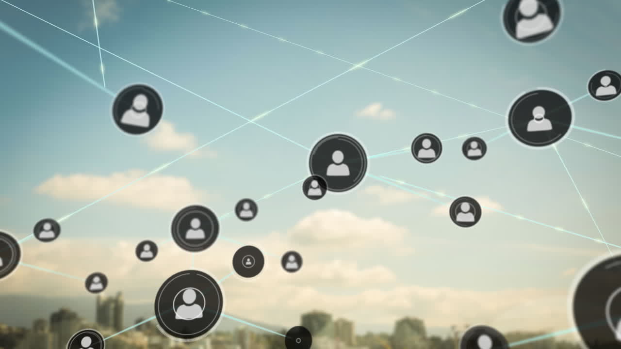 animación de la red de iconos de perfil contra las nubes en el cielo azul