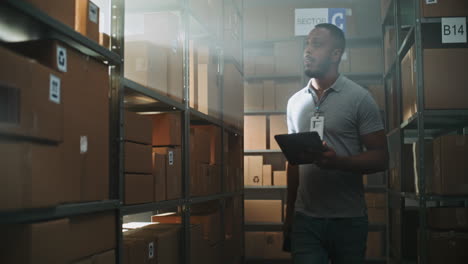 warehouse worker scanning inventory