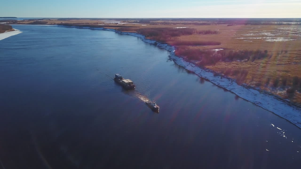 겨울에 강 수송