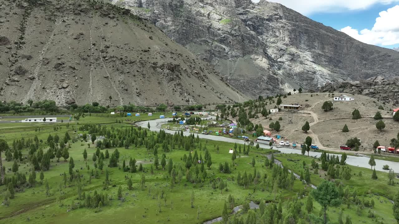 vista aérea del valle de basho en skardu