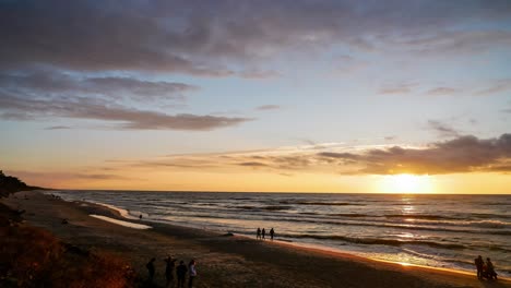 lapso de tiempo de puesta de sol de playa