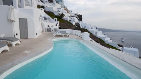 Infinity-Pool-With-a-View