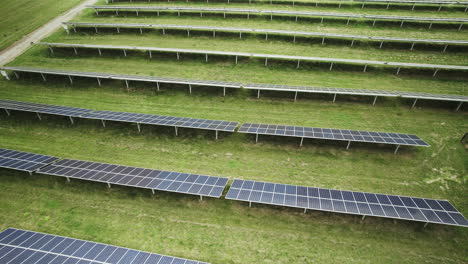 Una-Gran-Matriz-Solar-En-El-Medio-Oeste