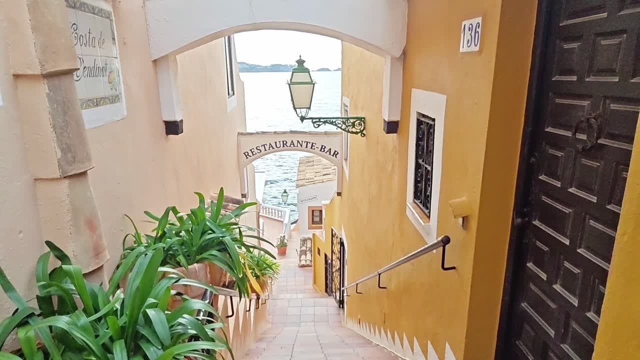 alley in a village with access to the sea