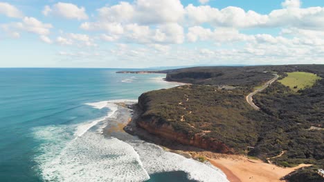 Tiro-De-Drone-De-La-Playa-De-Campanas-De-Torquay,-Australia