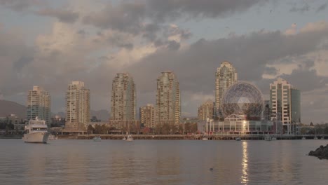 Timelapse-of-Science-World-and-canoers-in-false-creek-during-sunset