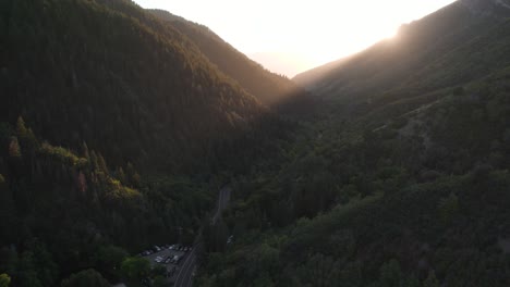 Dramatic-Sunset-On-Forest-Mountains-In-Millcreek-Canyon,-Salt-Lake-City,-Utah