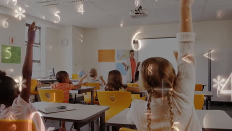 schulkinder heben die arme in der klasse mit zahlen auf dem bildschirm