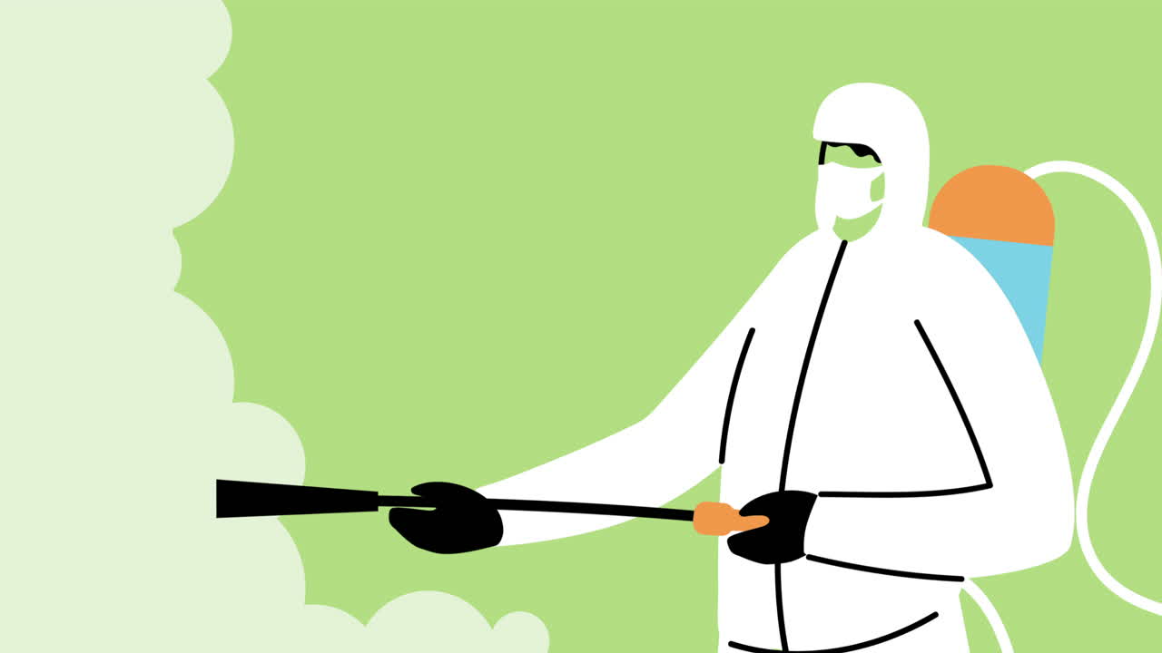 trabajador con traje de bioseguridad y servicio de pulverización de desinfectante