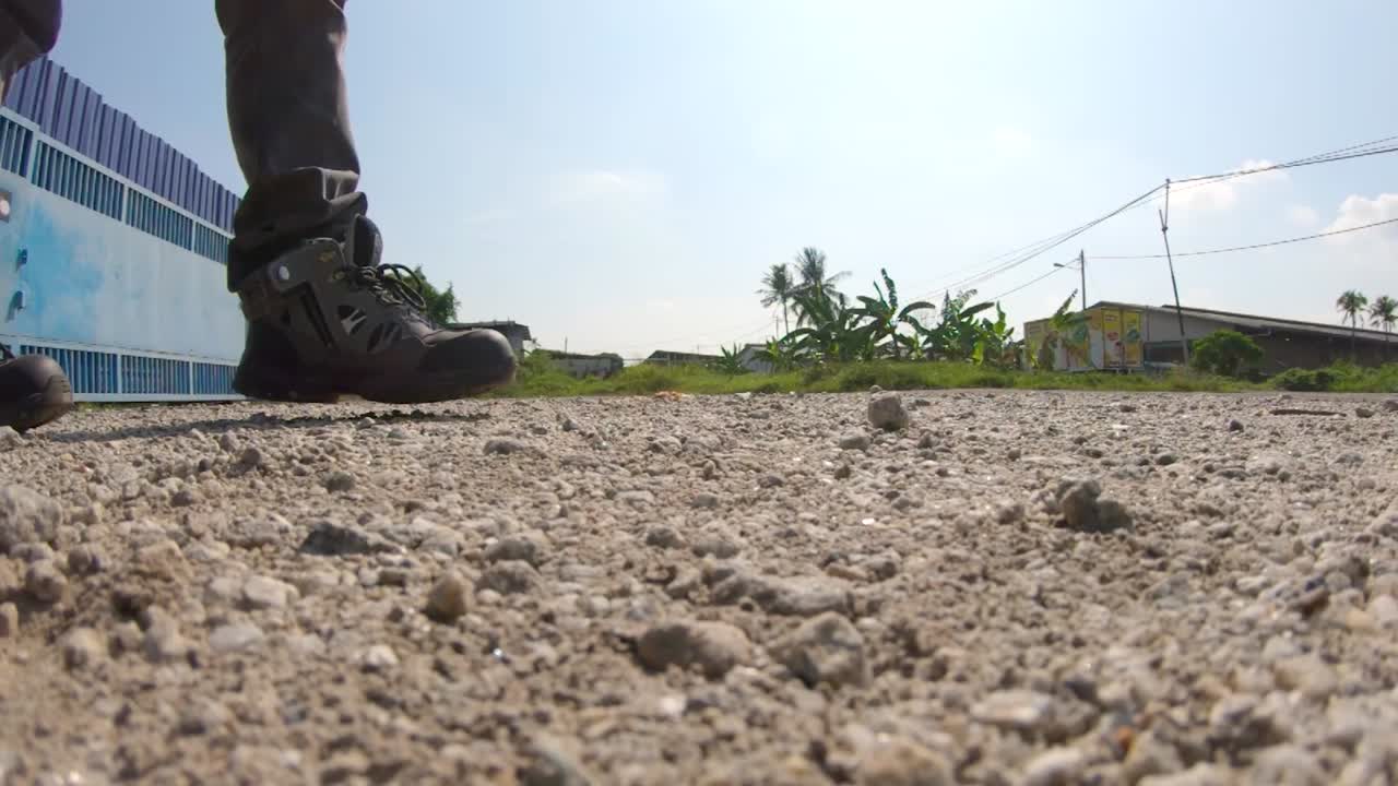 Slow Mo Kick on Ground with Sands (Reversed)