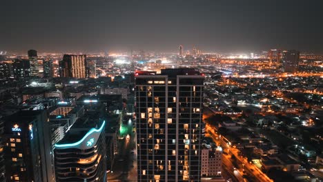 Aerial-footage-of-Dubai,-UAE