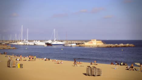 Panorámica-de-la-playa-de-Barcelona-00