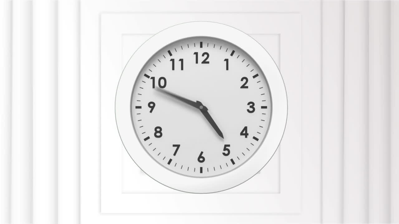 reloj blanco moviéndose rápido en el patrón de diamante blanco giratorio.