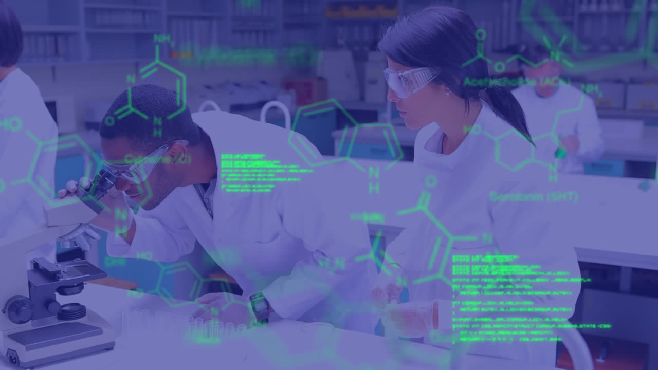 grupo de jóvenes científicos en un laboratorio con datos verdes