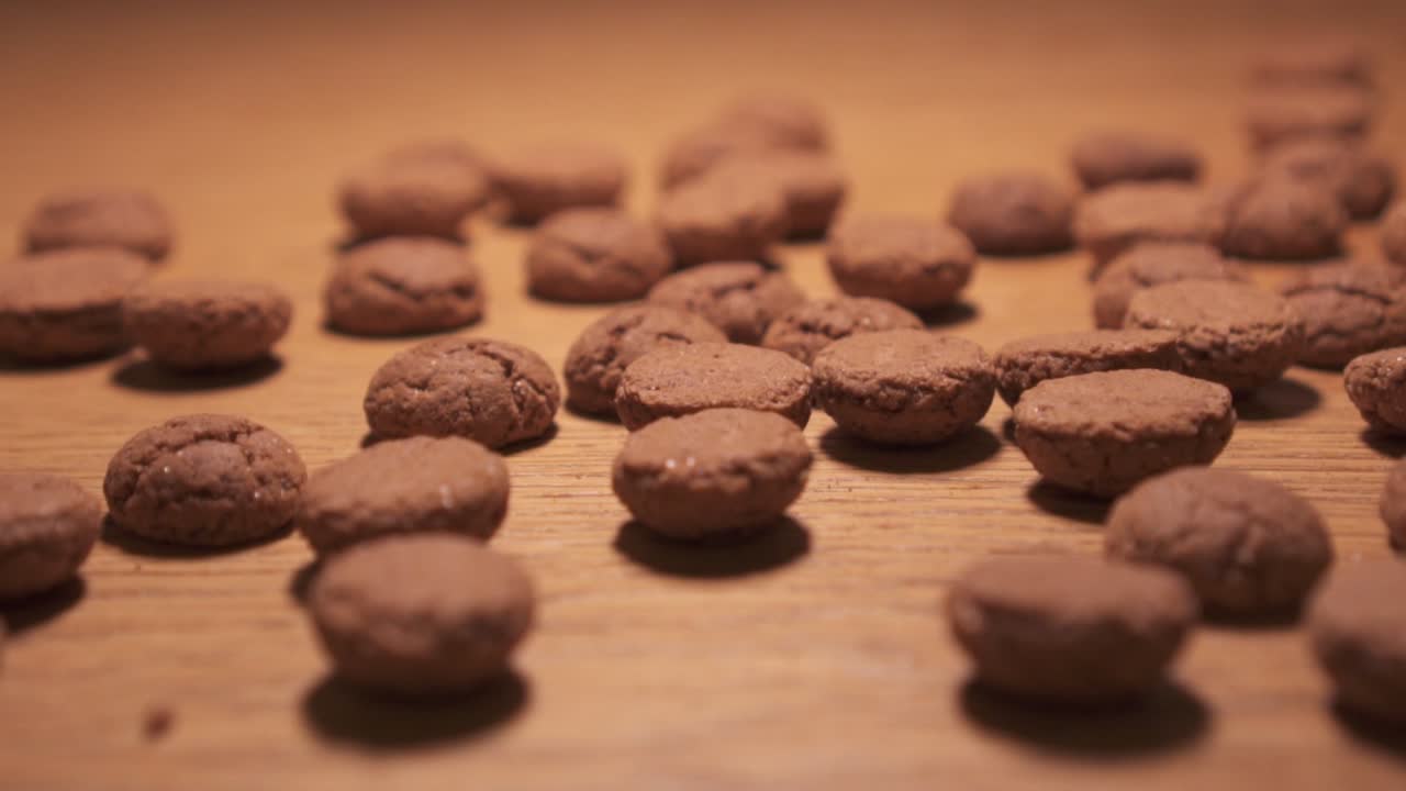 네덜란드의 세인트 니콜라스 어린이 축제에 대한 kruitnoten