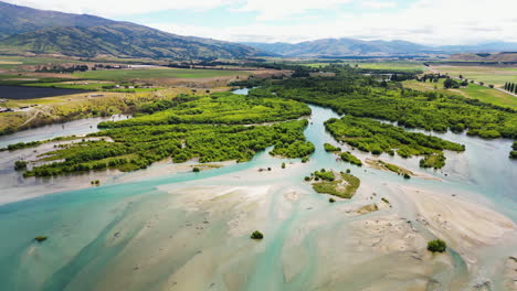 a wonderful view from above on a lagoon where bendigo freedom camping is based, new zealand