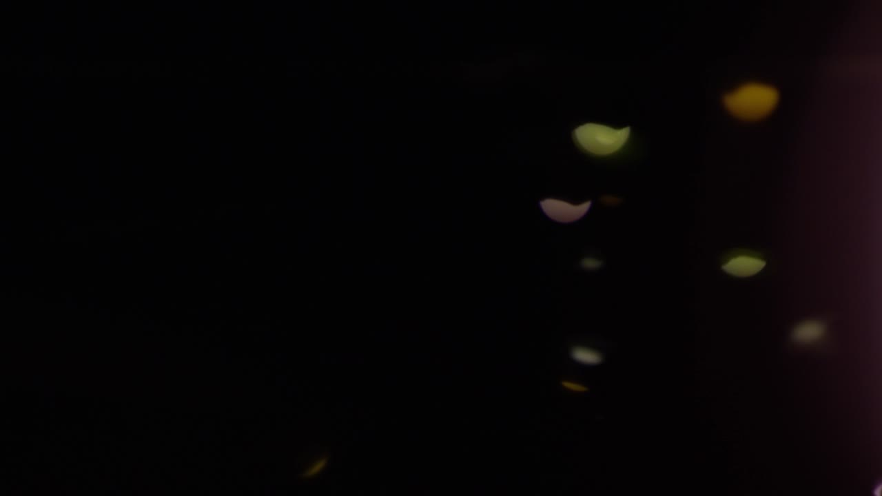 꽃걸이, 반이는, 초점 밖과 초점