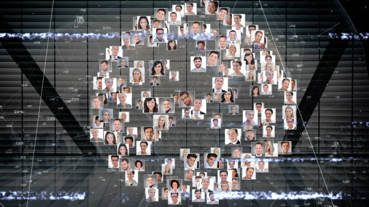 animación de la técnica de glitch sobre collage de fotos de personas multirraciales que forman un globo sobre el paisaje urbano