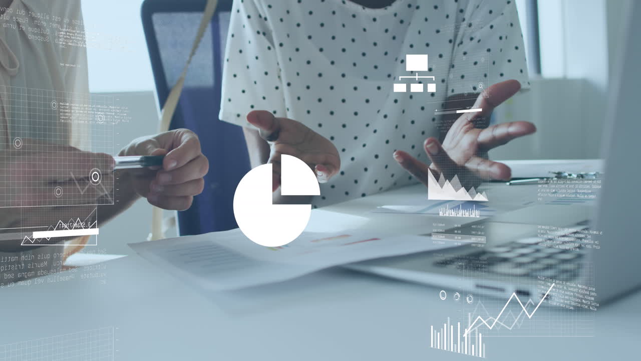 animación del procesamiento de datos sobre diversas personas de negocios en la oficina