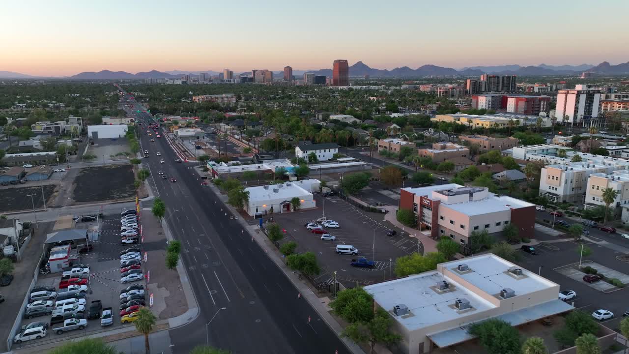 Phoenix, Arizona, espansione urbana.