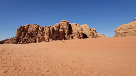 Anado-Mann-Verloren-In-Der-Wüste-Von-Wadi-Rum