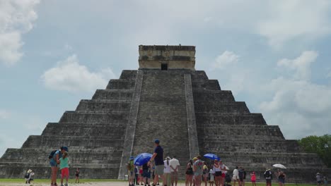 4k cinematic landscape footage of the mayan ruins monument of chichén itzá, one of the seven wonders, in yucatan, mexico on a sunny day