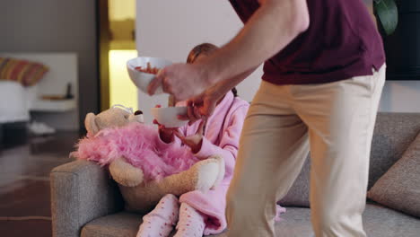 Las-Mañanas-Con-Papá-Es-De-Lo-Que-Está-Hecha-La-Felicidad