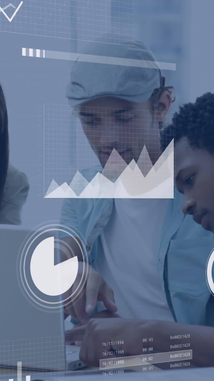 animación de iconos que caen sobre un grupo diverso de personas de negocios