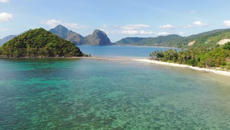 Small-islands-with-beaches,-drone-shot