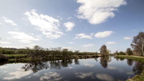 timelapse-of-a-canal-on-a-stunning-day-in-the-north-of-england