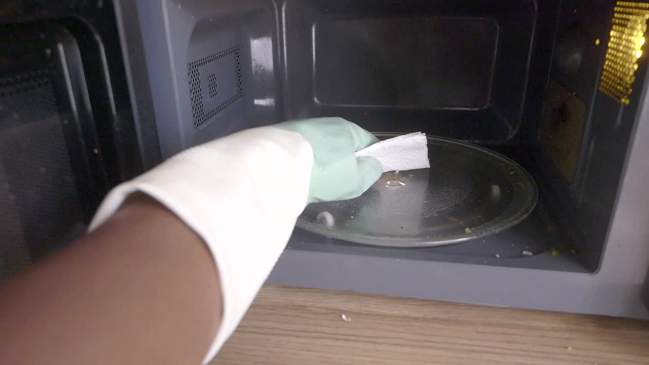 Cleaning a Microwave