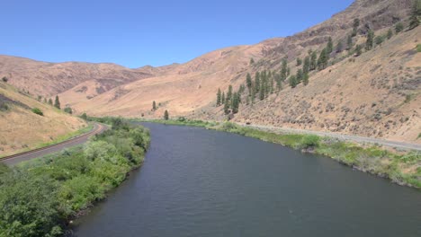 yakima river canyon river drone flyover