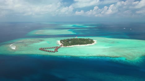 Vista-Aérea-Del-Paraíso-Tropical-En-Las-Islas-Maldivas