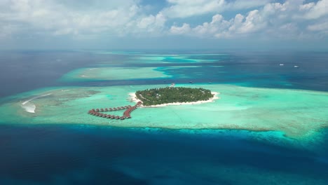 vista aérea del paraíso tropical en las islas maldivas