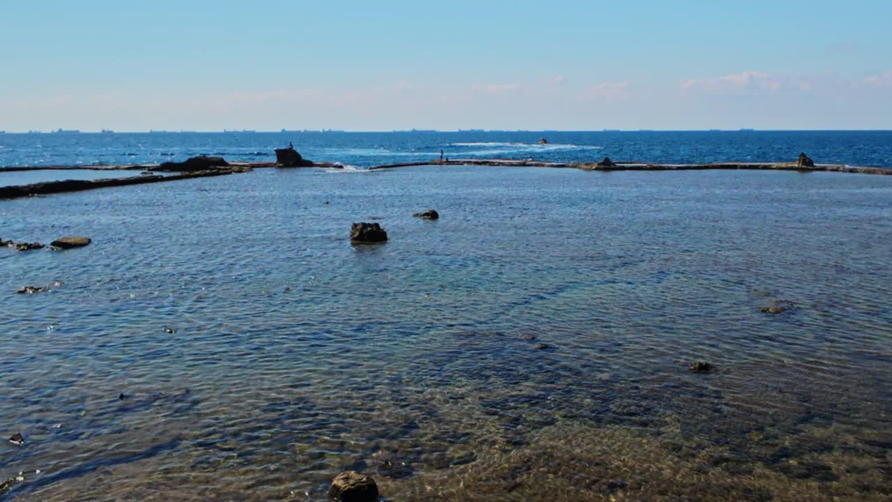 Piscine naturali e Mar Mediterraneo nella città vecchia di Akko
